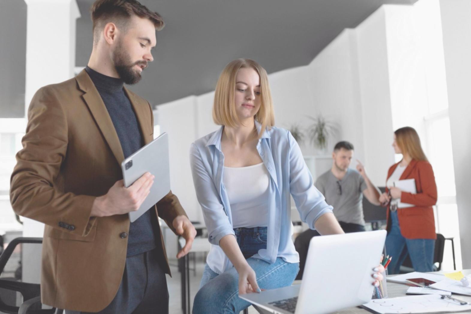 Graphiques et données financières analysés par un expert
